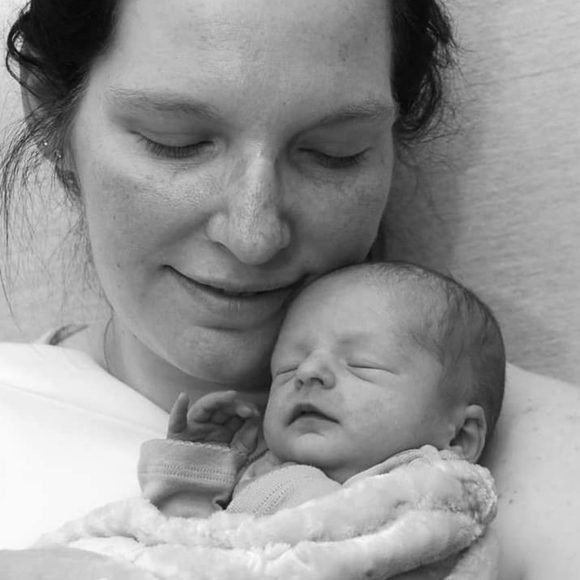 Meet your Posher, Amber - Picture 7 of 16